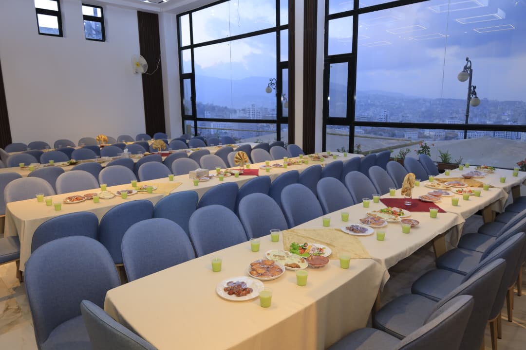 أجنحة ملكية