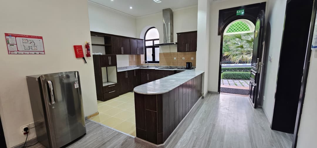 أجنحة ملكية